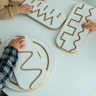 Graphomotorische Tafeln zum Üben der Hände